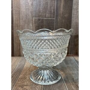 Vintage Clear Pressed Glass‎ Pedestal Compote Candy Dish Diamond Pattern